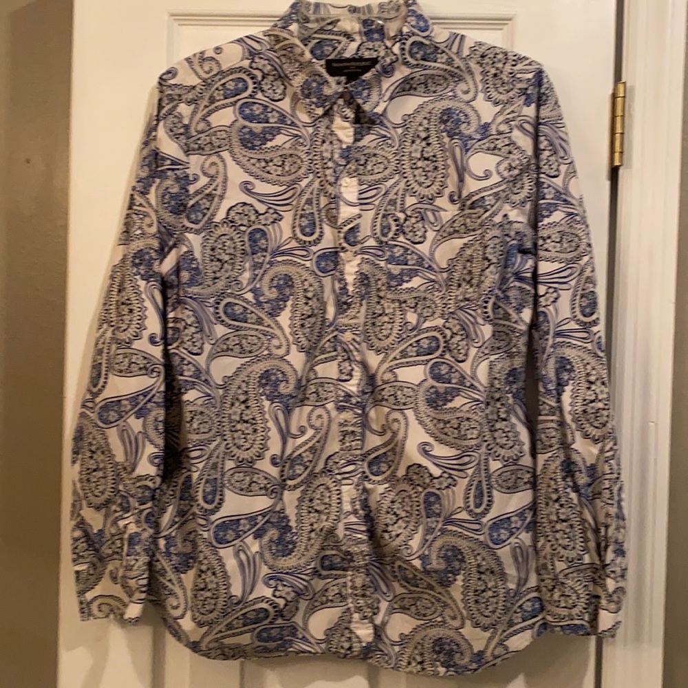 Paisley button up Bananna Republic dress shirt